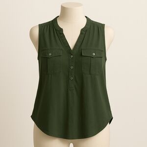 Active USA Blouse with Mandarin Collar and Buttoned Style